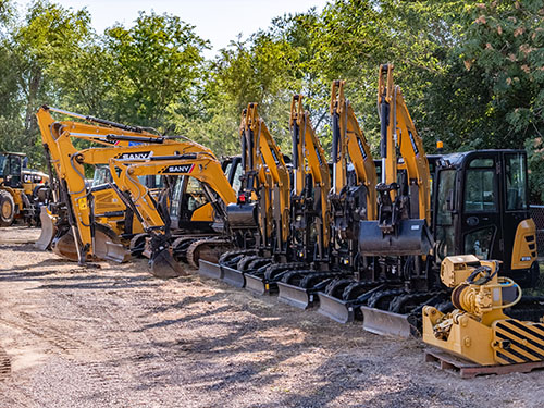 Global Tractor Facility 25