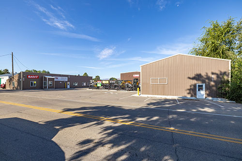 Global Tractor Facility 66