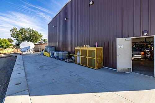 Global Tractor Facility 64